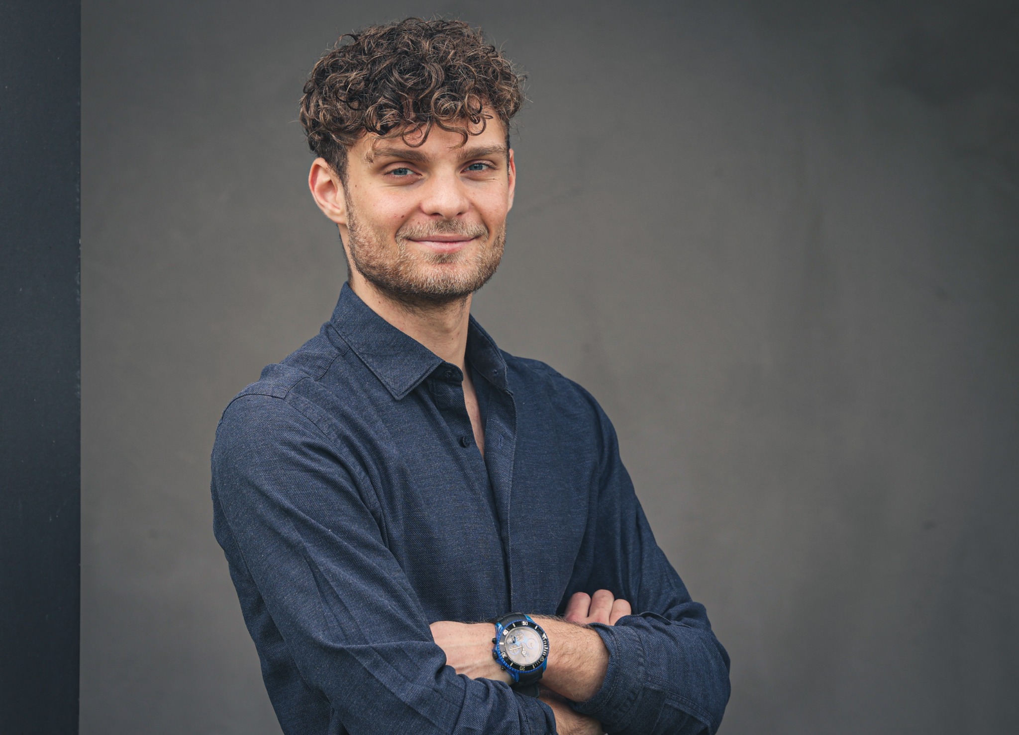 Professionelles Businessportrait eines jungen Mannes